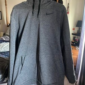 Men’s Nike dry, fit, hooded pocket sweater